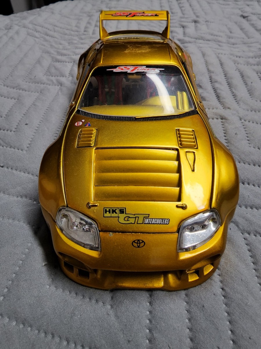 Muscle Machines SS Tuner Collectible '98 Toyota Supra Gold 1