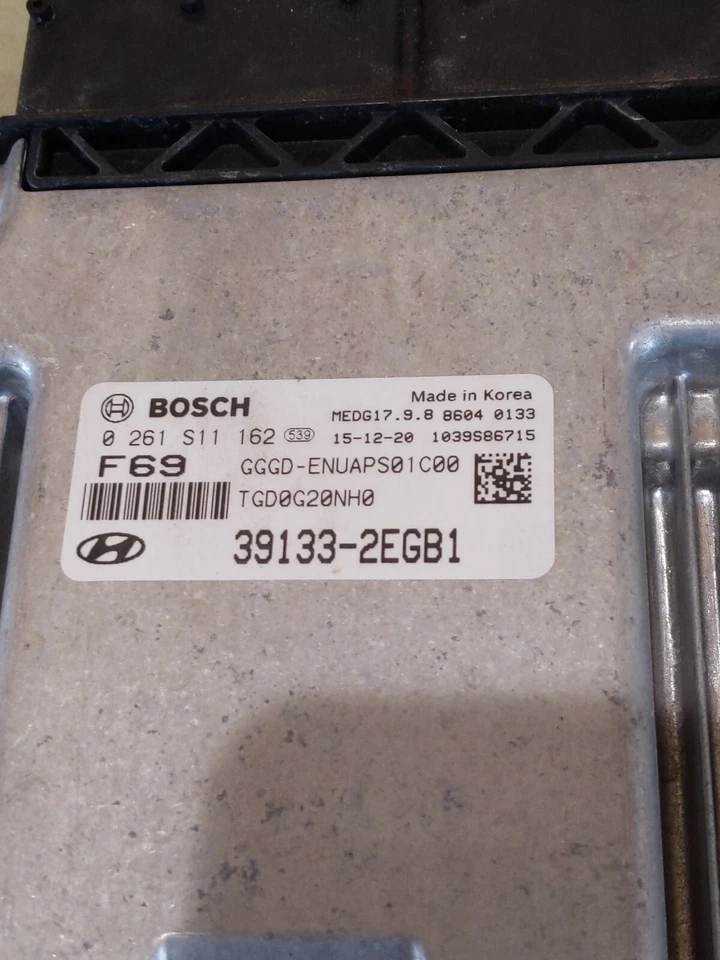 Hyundai Elantra 2016-2017 computadora cerebro motor control ECU ECM EBX 391332EGB1 Foto 2 de 4
