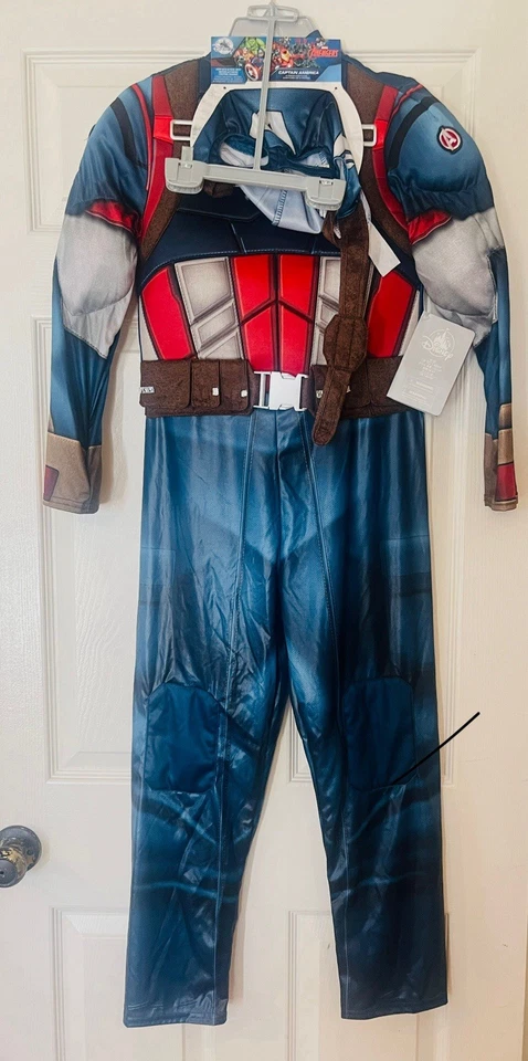Fantasia nova com etiquetas Disney Store Marvel Avengers Capitão América Fighting Sounds tamanho 9/10 - Imagem 3 de 4