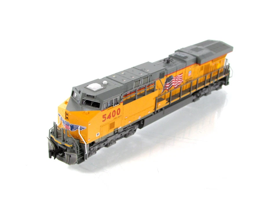 N Scale **UNION PACIFIC** ES44AC, US Flag #5400 - Kato 176-8954-LS, DCC LokSound - Image 4 of 4
