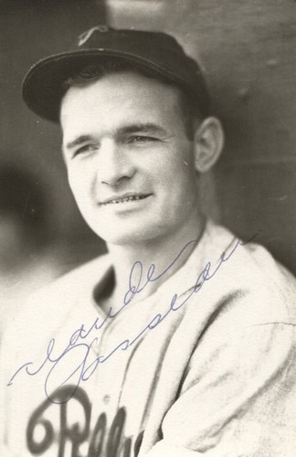 Claude Passeau autographed vintage Philadelphia Phillies Rowe Postcard