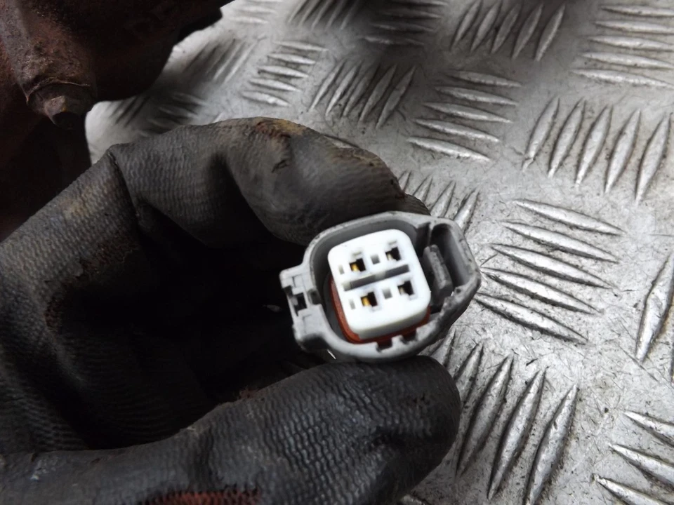 Jaguar X Type Right Driver O/S Exhaust Manifold Rf-1x4e-9430-A 2.5 Petrol 01-10D - Image 3 of 4