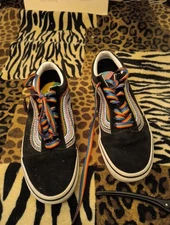 NWOB Vans Skate Old Skool Pride Sneakers Black Rainbow Men 4 Women's 5.5