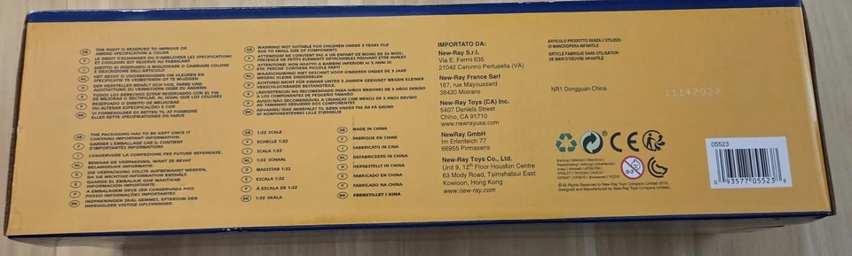 New Holland T7.270 Farm Tractor 4WD 1:32 Scale Plastic Model by New Ray-NIB - Image 3 of 4