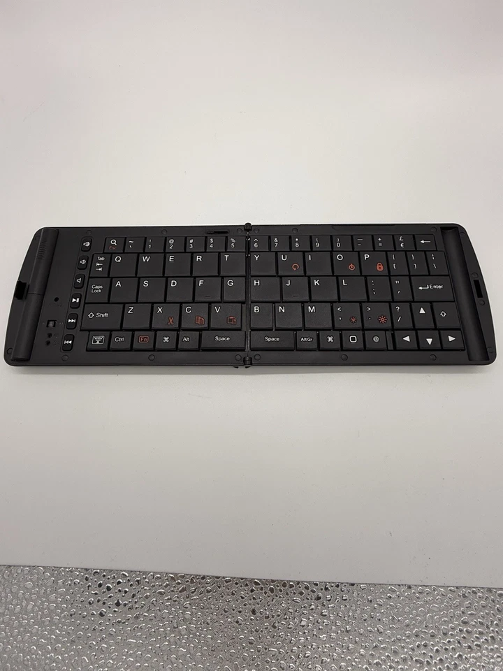 Portable & Foldable Verbatim Bluetooth Keyboard - android iPhone iPad - Tested - Image 2 of 4