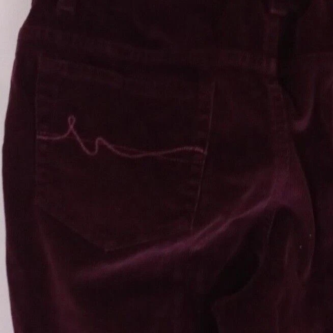 Jeans feminino St. John's Bay stretch ameixa roxo veludo tamanho 12 - Imagem 3 de 4