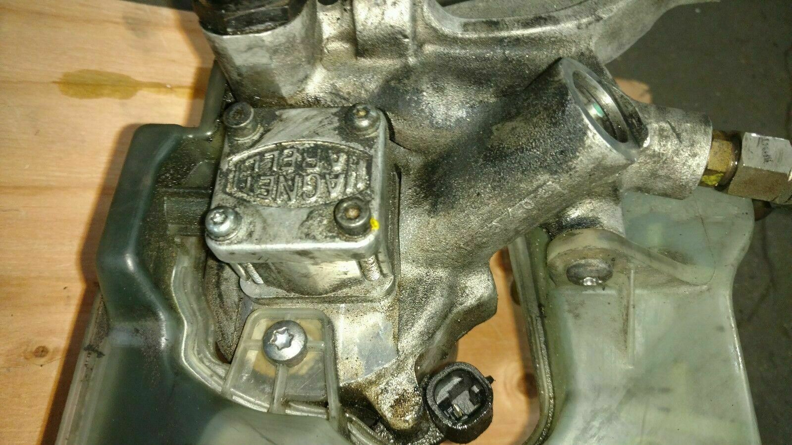 LAMBORGHINI GALLARDO LP560 E GEAR TRANSMISSION SHIFTER OIL RESERVOIR PUMP UNIT 
