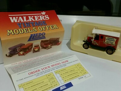Lledo Plc Walkers Crisps Lorry In Original Box 