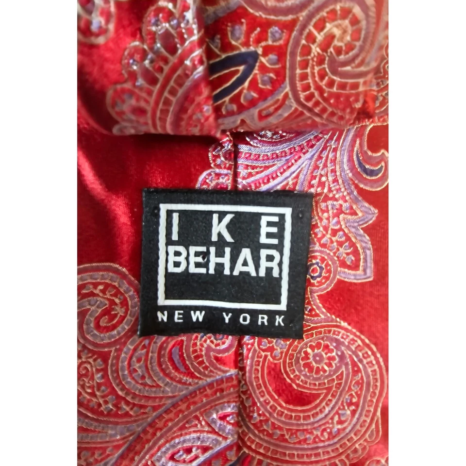 Corbata de Seda Ike Behar Roja Paisley Estampada a Mano Hecha en EE. UU. De Colección Foto 3 de 4