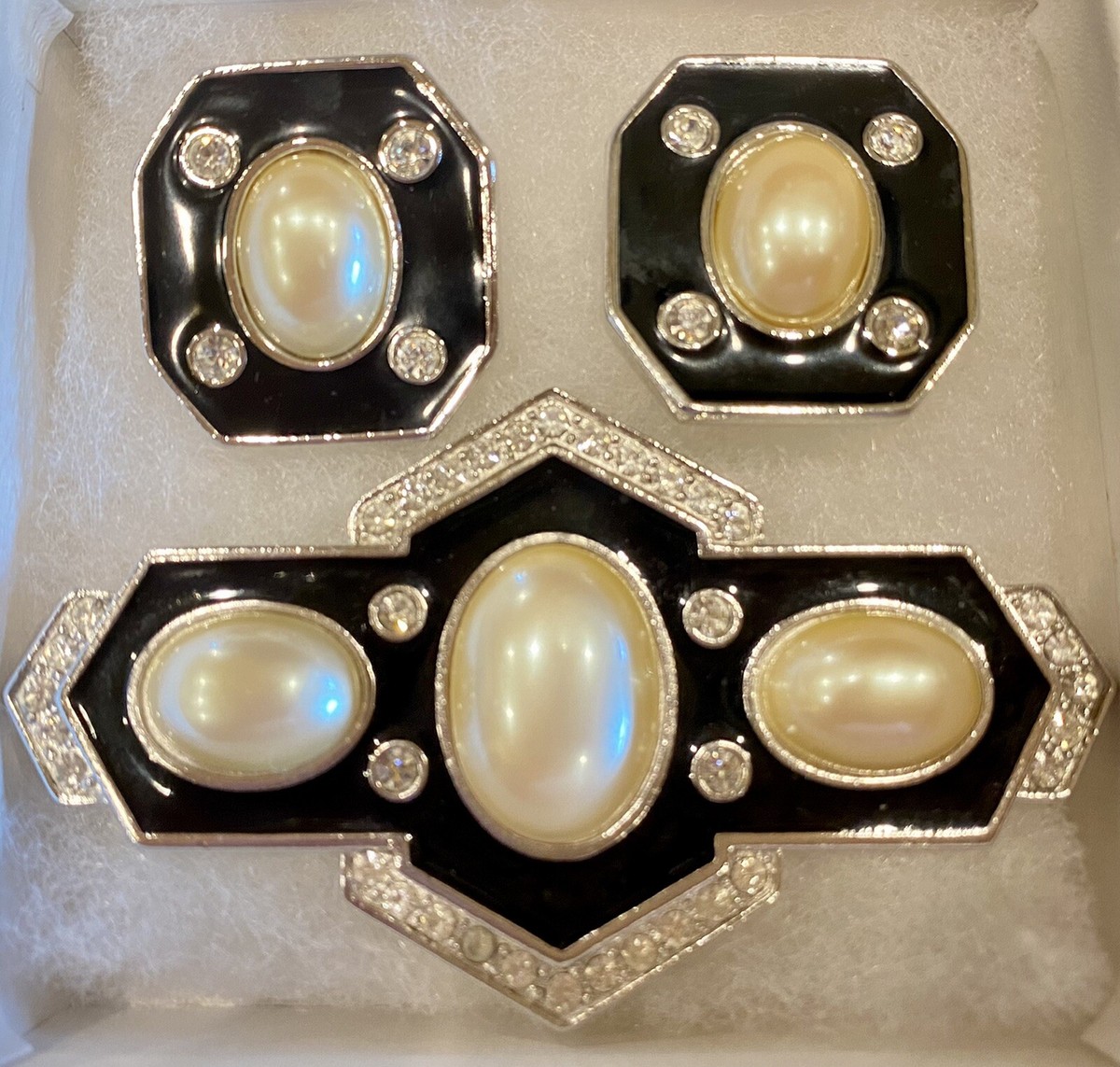 VINTAGE YVES SAINT LAURENT ART DECO STYLE PEARL AND ENAMEL BROOCH SET