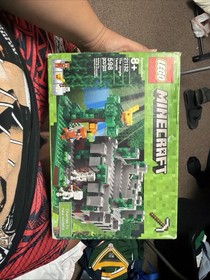 LEGO Minecraft 21132 The Jungle Temple Complete Set 598 pcs Steve Skeleton