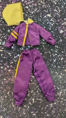 Vintage CHARLIES ANGELS Outfit Hasbro 1977 for 9" Doll GOLDEN MARATHON GIRL