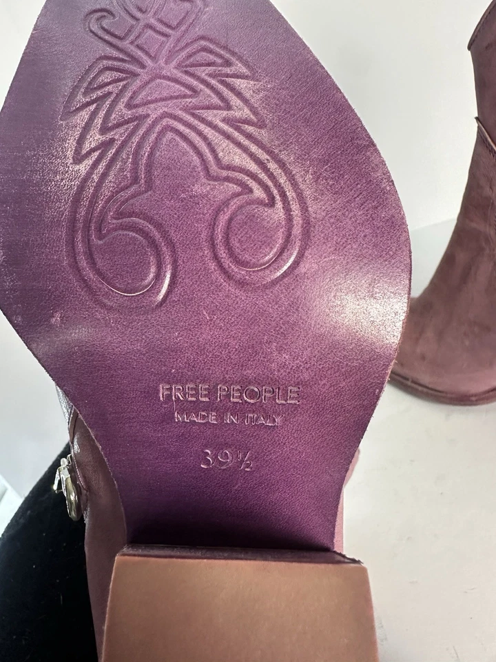 Botas vaqueras de cuero para mujer Free People. Lavanda. Talla 9 1/2. Nuevo. Foto 2 de 4