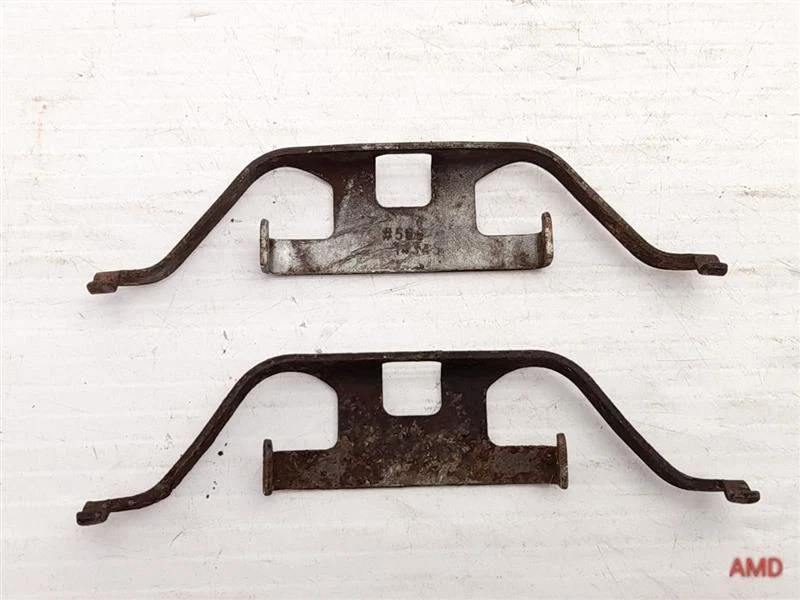 2011 BMW 335xi 335i N55 N54 E90 E92 conjunto de clipe de mola pastilha de freio dianteiro 2 peças 6757253 - Imagem 2 de 3