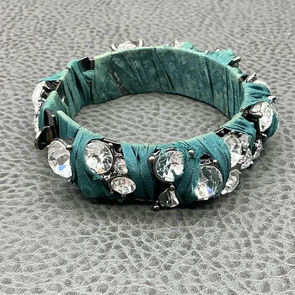 J. Brazalete brazalete Crew verde azulado envuelto en tela cristal estrás Gunmetal Foto 4 de 4