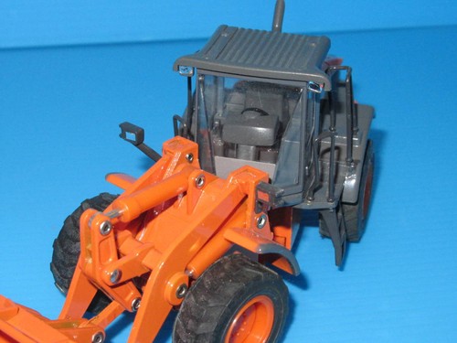 Macchina Edile Miniatura Tcm Wheel Loader Toyo Trasporti Novità Zw2 - Foto 9 di 10