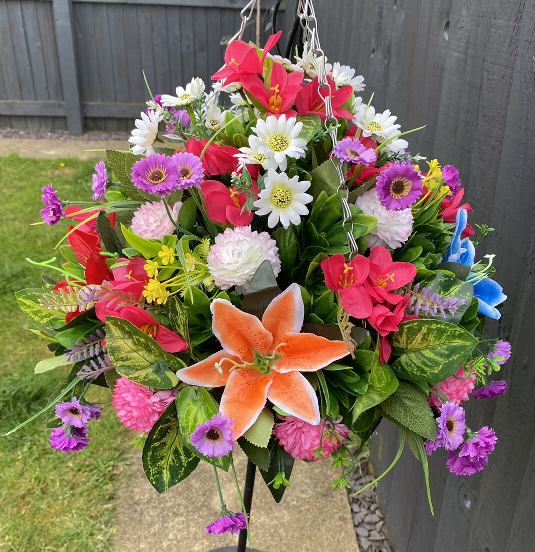 (46) 12 Inch Rattan Hanging baskets with artificial flowers eBay