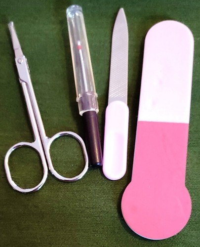 Nice 3" Manicure Kit Set in Travel Case