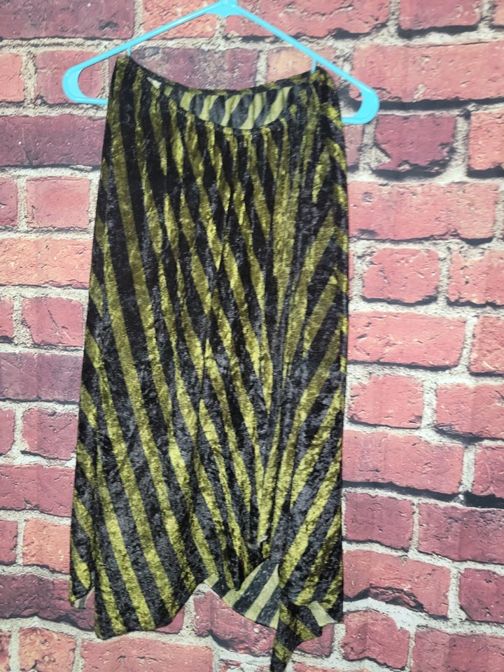 Pirate Maiden Buccaneer Beauty Swashbuckler Halloween Costume, Renaissance #566 - Image 4 of 4