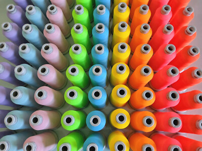 Madeira Stickgarn Frosted Matt NEON & Pastell  frei Farbwahl NEU 0,387  /100m  