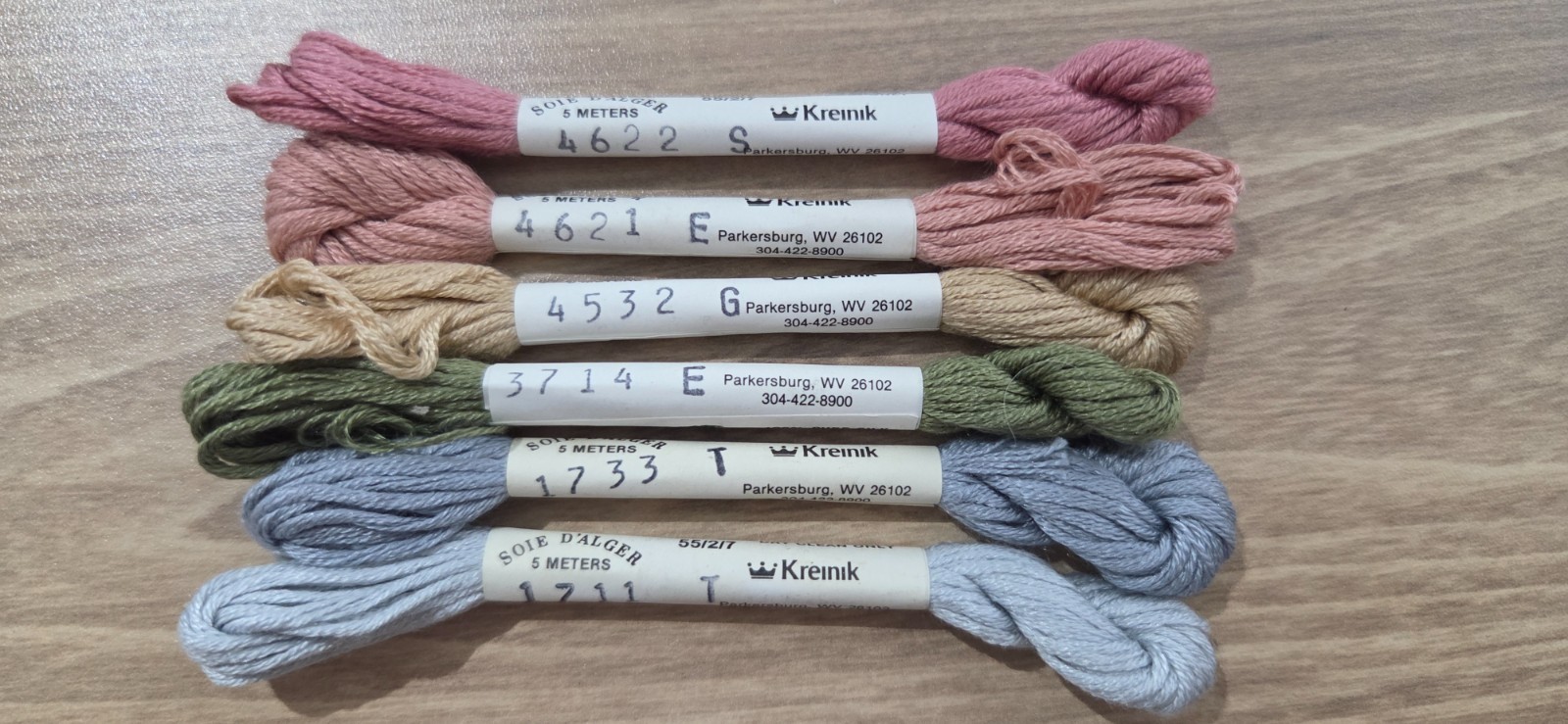 6x Au Ver a Soie Soie d'Alger  7 ply Silk Floss 1711 1733 37