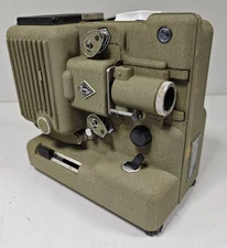 Eumig Wien Type P8 Projector - For Parts or Repair, Untested
