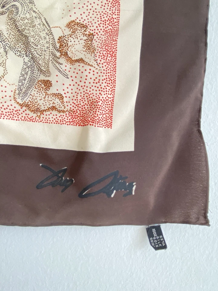 ПРЕКРАСНЫЙ небрендовый шелковый коричневый женский шарф с птичьим принтом 33 дюйма/33 дюйма ОЧЕНЬ ХОРОШЕЕ КАЧЕСТВО - Изображение 2 из 4