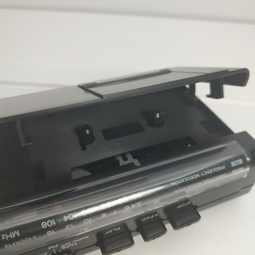 TEAC PP-20 Reproductor de Cassette Portátil AM/FM Radio Estéreo *LEER* - Imagen 5 de 6