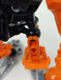 LEGO Baranus V7 8994 BIONICLE Battle Vehicles 100% Complete CRACKED JOINTS