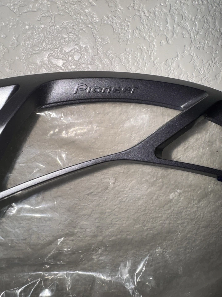 Cubiertas de altavoz Pioneer TLK1779 cubiertas de dos piezas solo parrilla plateada Foto 4 de 4