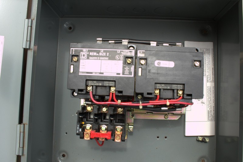 ALLEN BRADLEY 8736-SDG2 NEMA SIZE 2 MOTOR STARTER