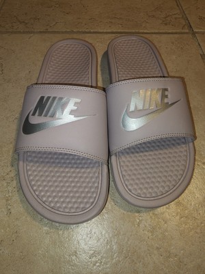 Nike women's Sandals/Slides