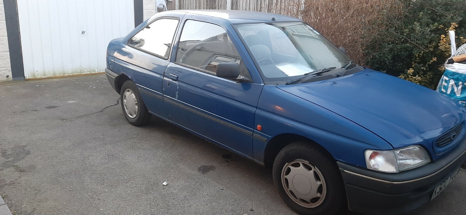 Image 01 - ford-escort-mk5