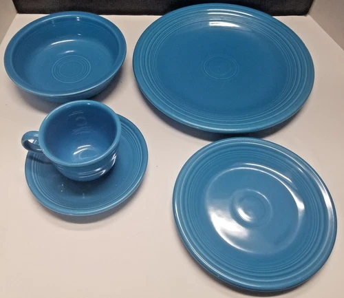 Homer Laughlin Fiesta  5 Piece Dinnerware Place Setting Set Peacock/Blue-Rare