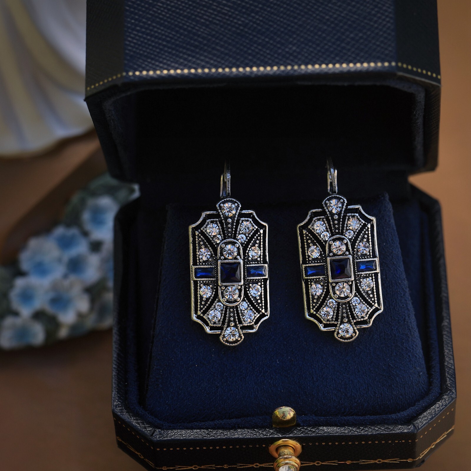 Boucles d'oreilles Art Déco strass bleu QD32, le cadeau idéal pour femme élégante