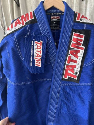 Tatami BJJ GIs & Fightwear - Hier günstig kaufen - schneller Versand inklusive | Fightwear & Equipment