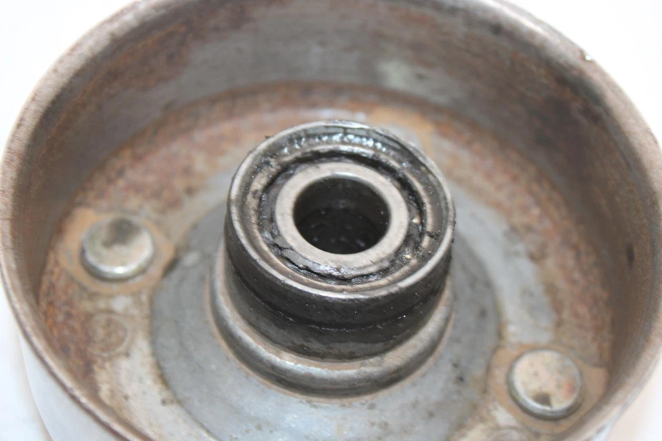 87 Yamaha Champ 100 Yfm100t оригинальный передний тормозной барабан/ступица 2FJ-25111-00-00 AY4 - Изображение 2 из 4