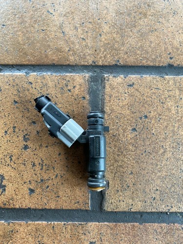 Original Hyundai Getz TB 1.1 G4HG Einspritzdüse Einspritzventil 9260930006