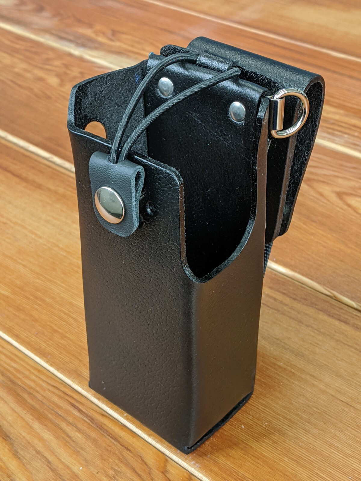 Kenwood™ TK-5210/5310/5410 33L Leather Case/swivel B/L D-rings Caseguys