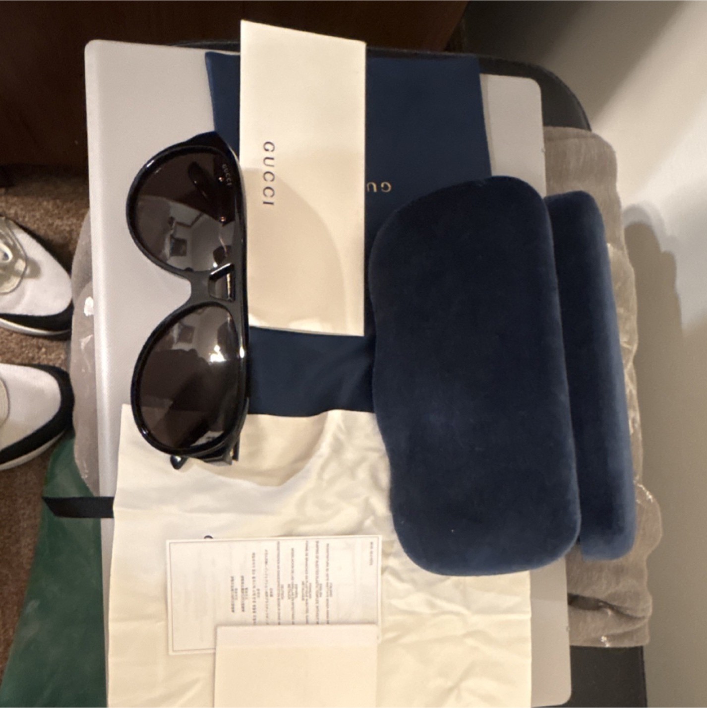 Gucci Women's Oversized Black Aviator Sunglasses Gray Tinted Plastic Lens