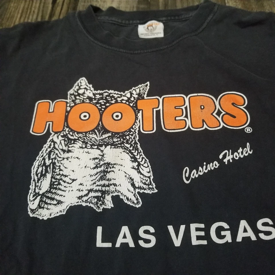 Camisa Hooters Casino Las Vegas Para Hombre XL Manga Larga (Tiene Agujero/Desteñido)  Foto 2 de 4