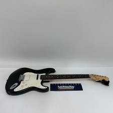 Chitarra Black Fender Squire Stratocaster Rock Band Pro con cinturino così com'è leggi