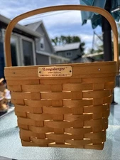 Longaberger Dresden Tour Basket  1999 Edition plastic liner 9x7”