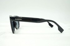 Burberry Polarized Butterfly Sunglasses for Women for sale  display picture 1