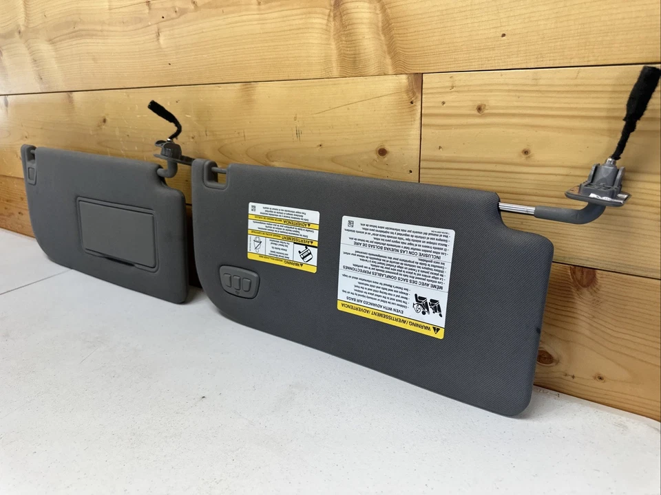 Juego de parasol Ford F150 F-150 2015-2017 con luz y enlace gris OEM Foto 2 de 4