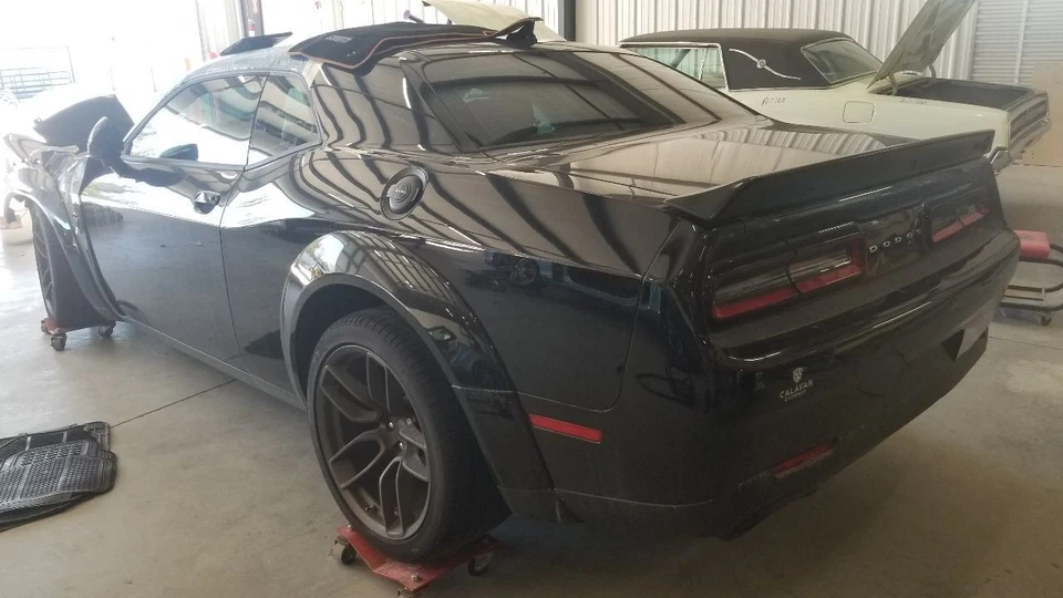 23 DODGE CHALLENGER SRT HELLCAT WIDE BODY QUARTER PANEL CUT RIGHT PASSENGER Foto 3 de 4