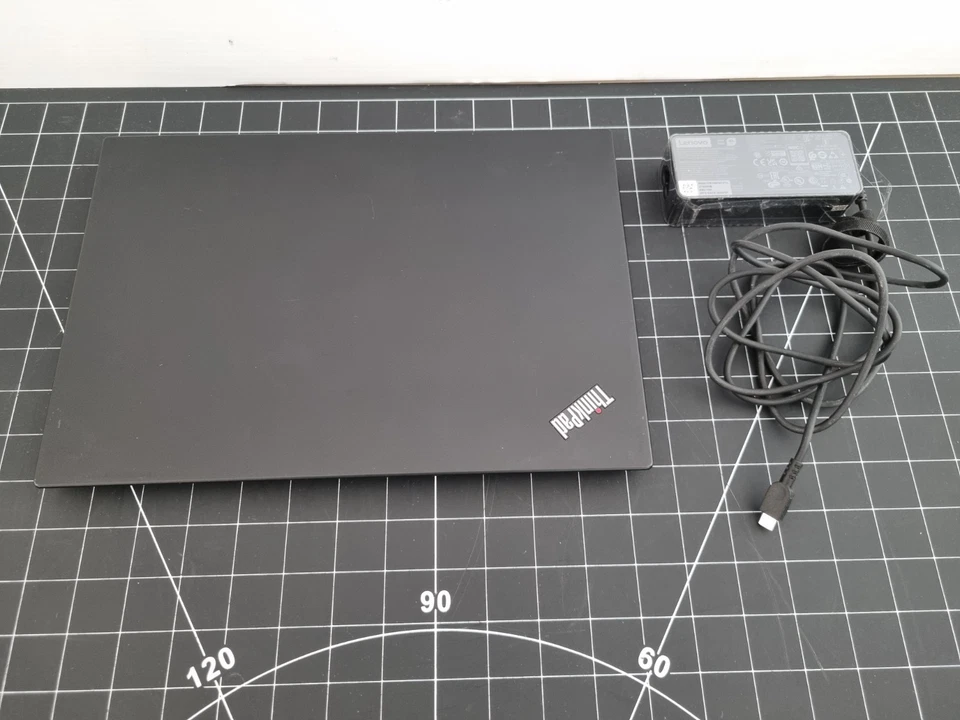 Lenovo ThinkPad X395 · Ryzen 5 PRO 3500U · 16GB · 512GB, Foto 1 von 5