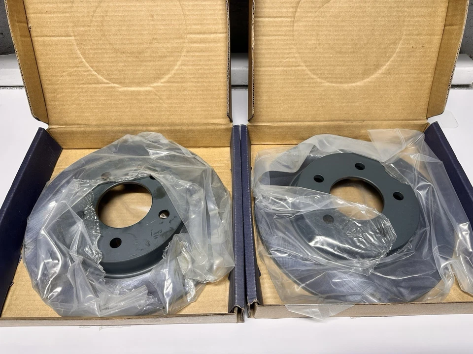 Par de rotores de disco de freno trasero Mazda 3 2004-2013 Foto 2 de 4