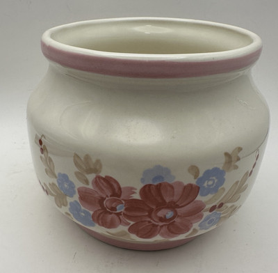 Vintage FTDA Blue Flower Ceramic Planter Vase made by Pfaltzgraff 1981 