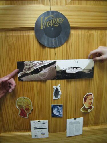 T-Shirt Pearl Jam Vitalogy Mobile Not a Poster CD Album - Bild 1 von 1